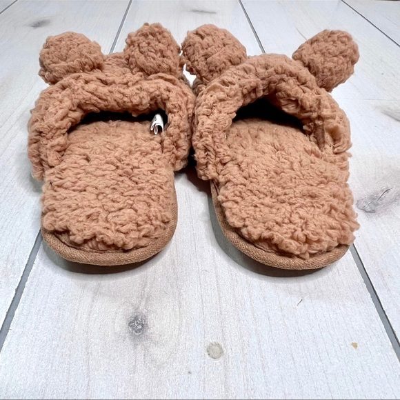 Fuzzy Reindeer Slide On Slippers Christmas Holiday - Picture 3 of 8